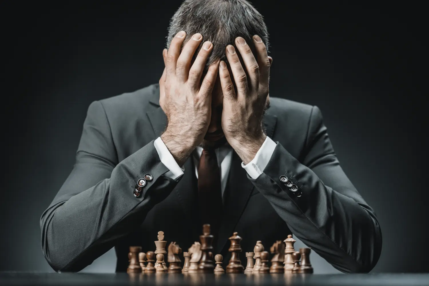Executive Presence Under Pressure: Why Self-Control Wins Negotiations